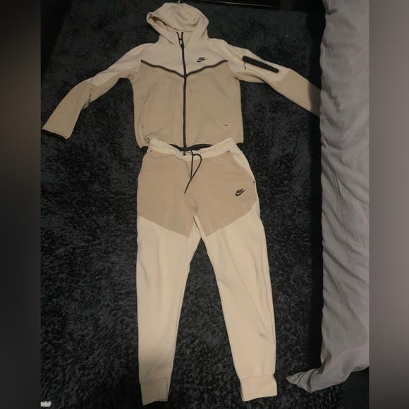 Nike Sweaters Nike Cream Tech Fleeces Tracksuit Poshmark